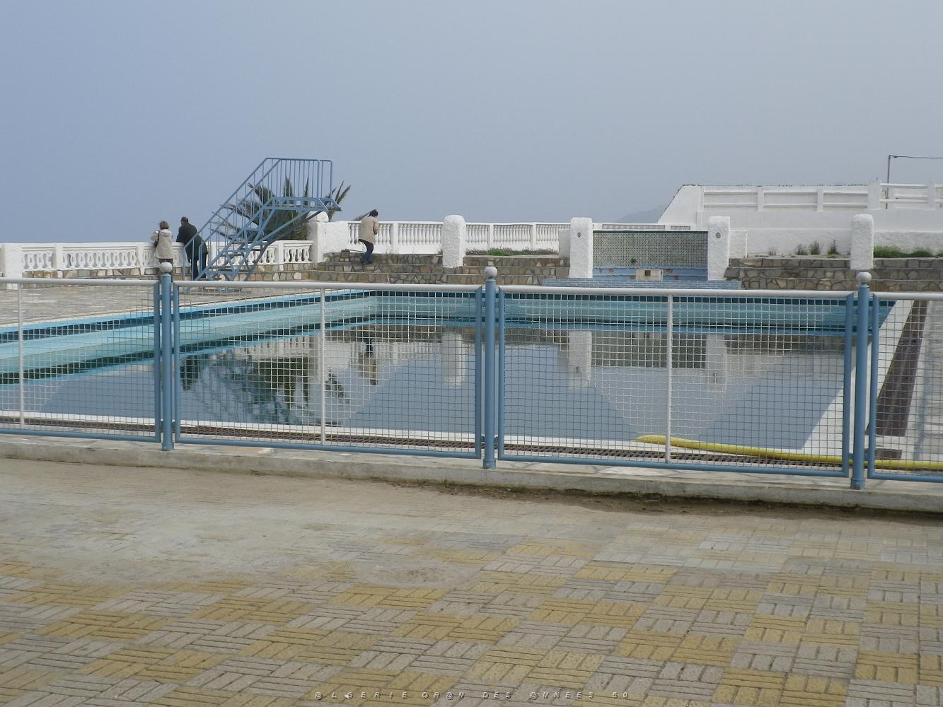 1962 Voila la Piscine du Casino de Canastel.JPG